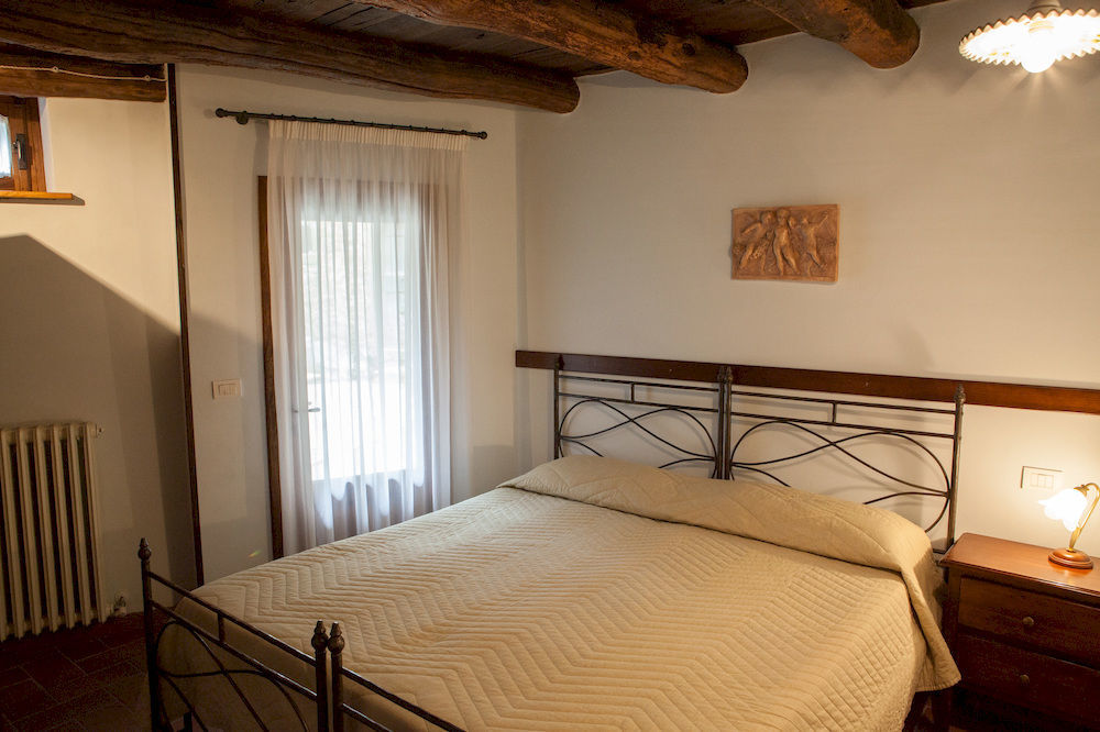 Borgo Dei Corsi Holiday House Reggiolo Ngoại thất bức ảnh