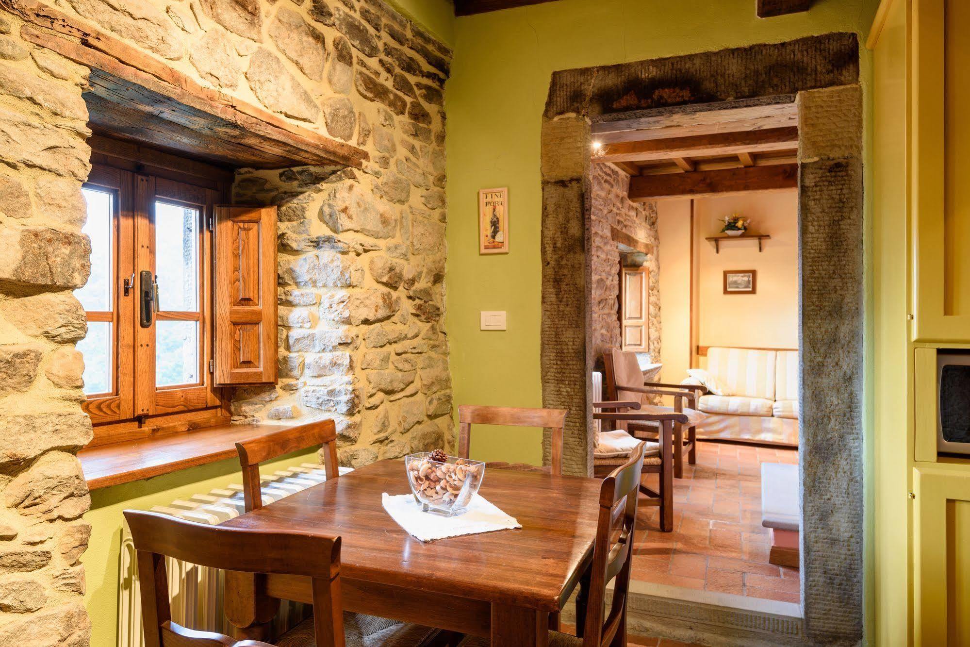Borgo Dei Corsi Holiday House Reggiolo Ngoại thất bức ảnh